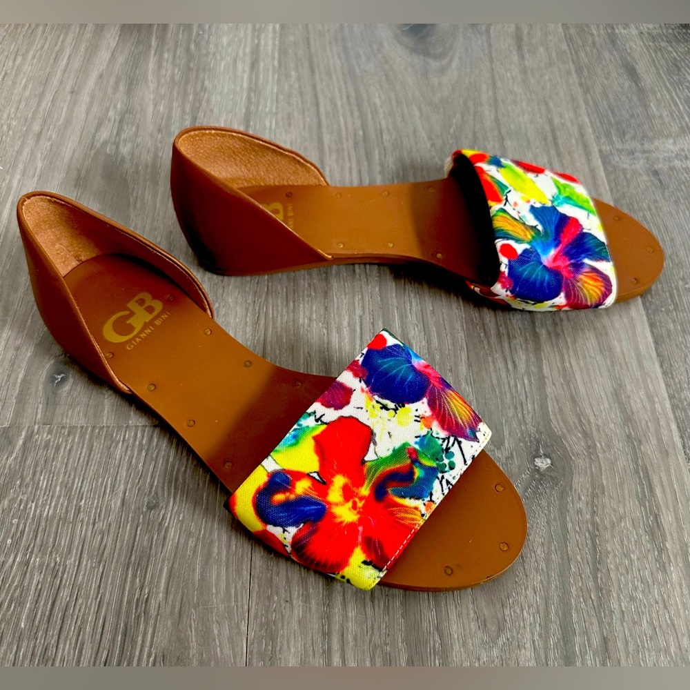 Gianni Bini Flats Womens US 6.5 Floral Pool Party Slip On Open Toe Sandals Shoes